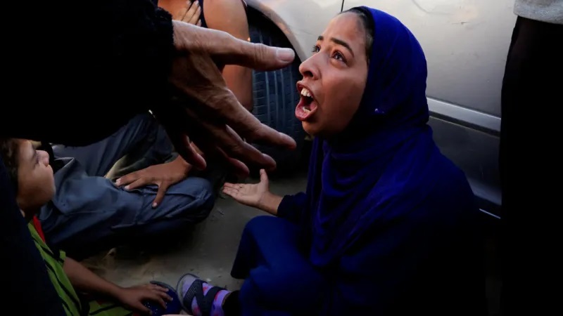 Meydadka oo la geeyay Nasser Hospital.jpg